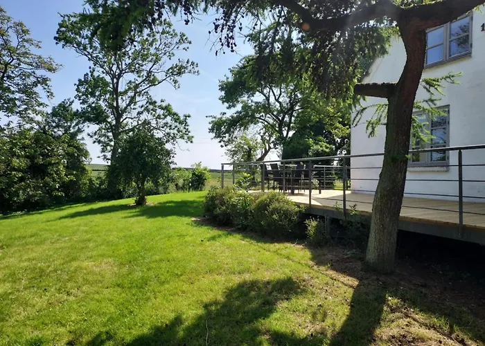 Experience True Idyll In Beautiful Als *